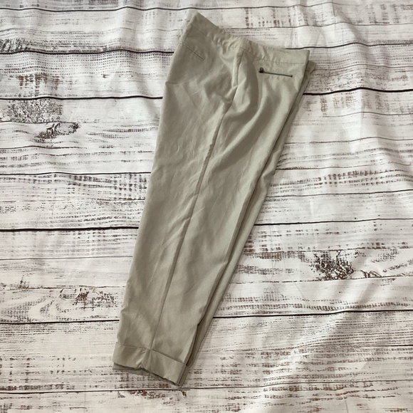 862. Guess Beige Cuffed & Tappered Slack EUC Size 32 - Picture 1 of 7